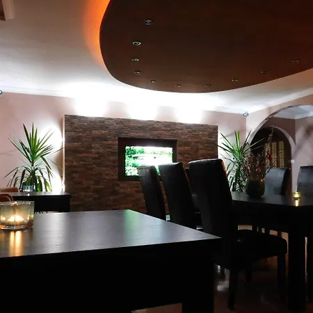Pensiune Sunrise Apartmanhaz 4*