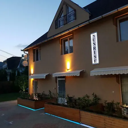 Guest house Sunrise Apartmanhaz Balatonfured