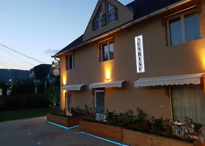 Pensjonat Sunrise Apartmanhaz 4*